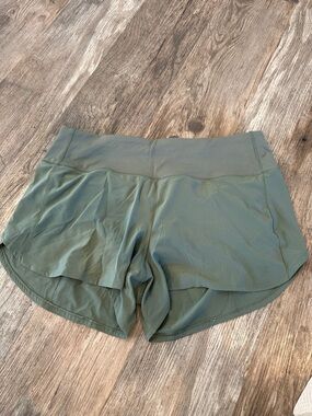 EXCELLENT condition! Lululemon Speed Up High-Rise Lined Short 4" Grey Eucalyptus